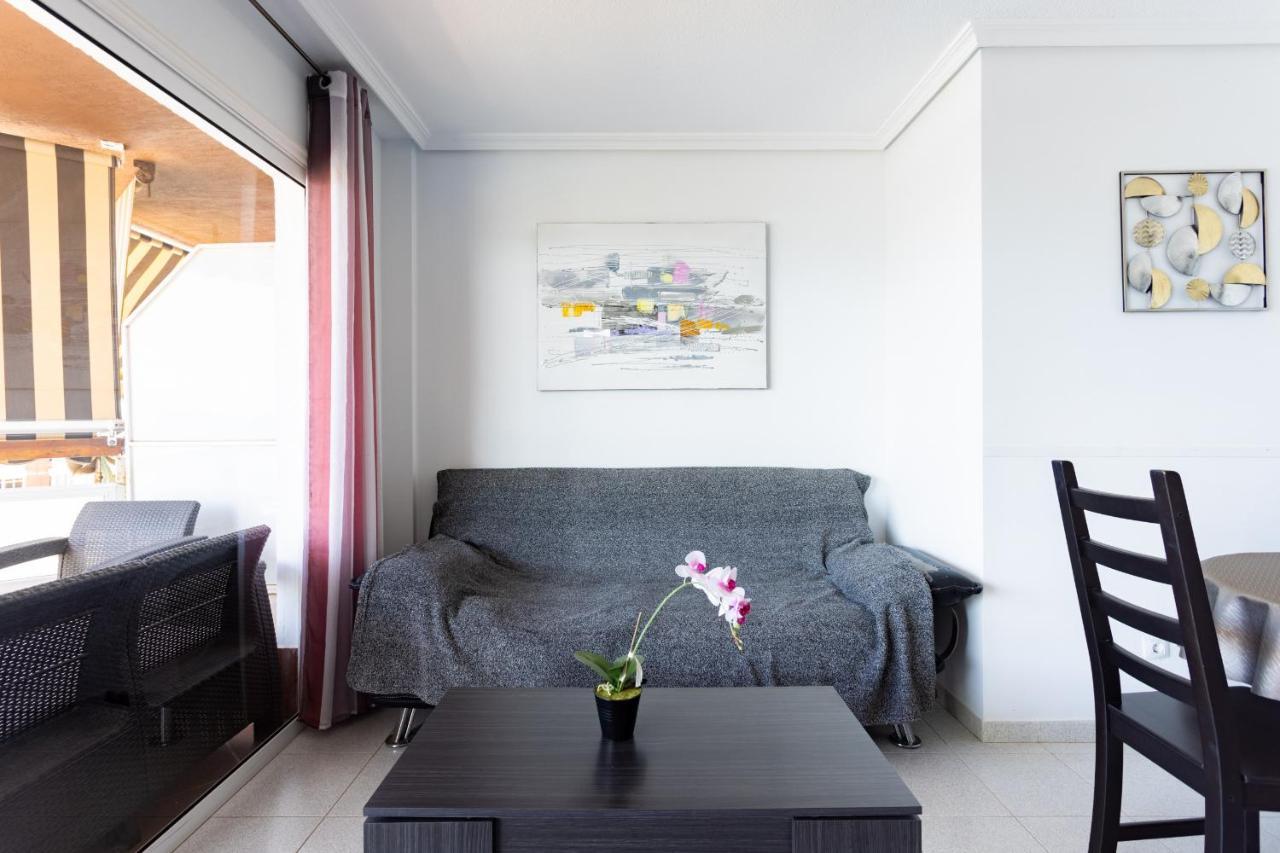Black And White Apartment Free Wifi Los Cristianos  Ngoại thất bức ảnh