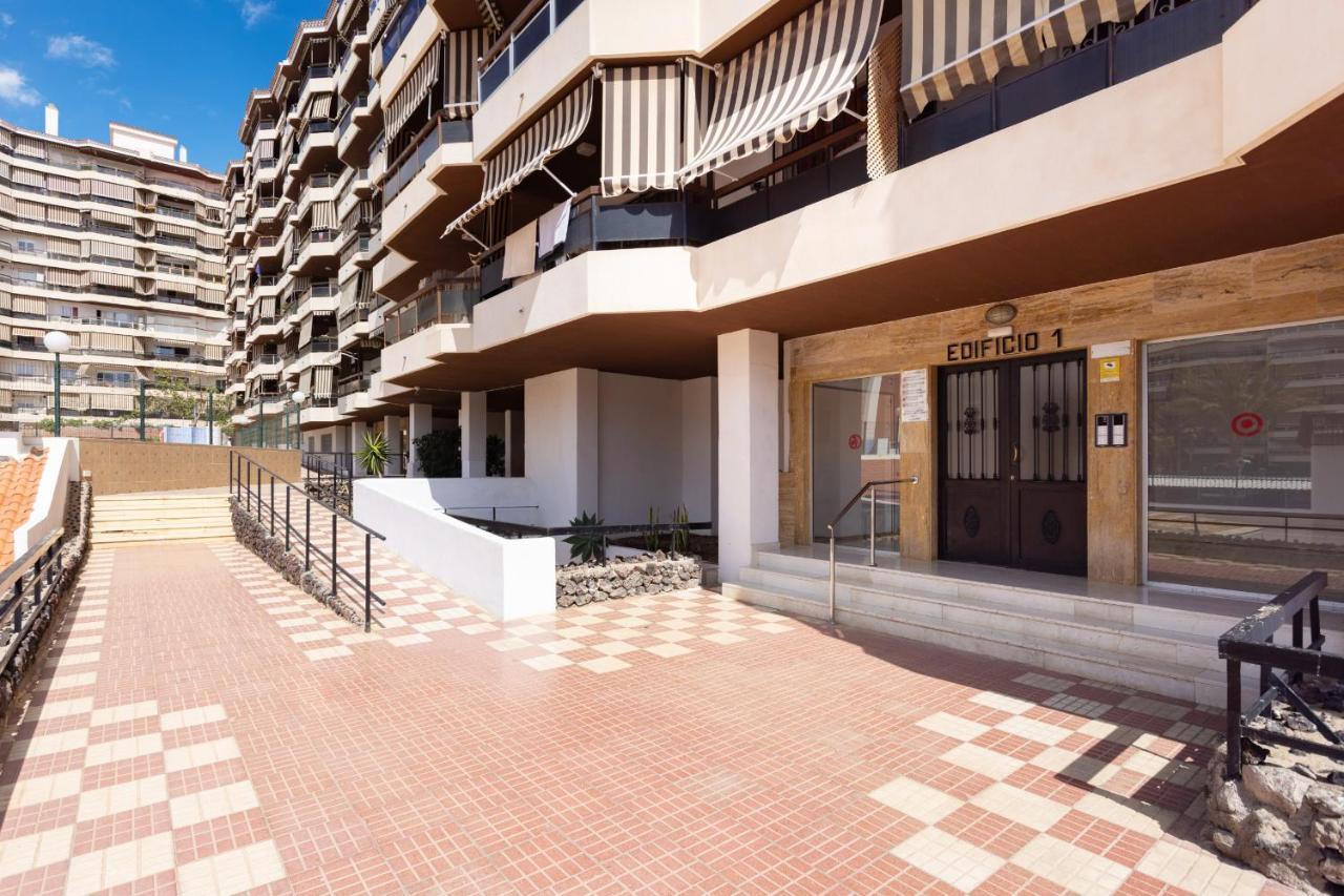 Black And White Apartment Free Wifi Los Cristianos  Ngoại thất bức ảnh