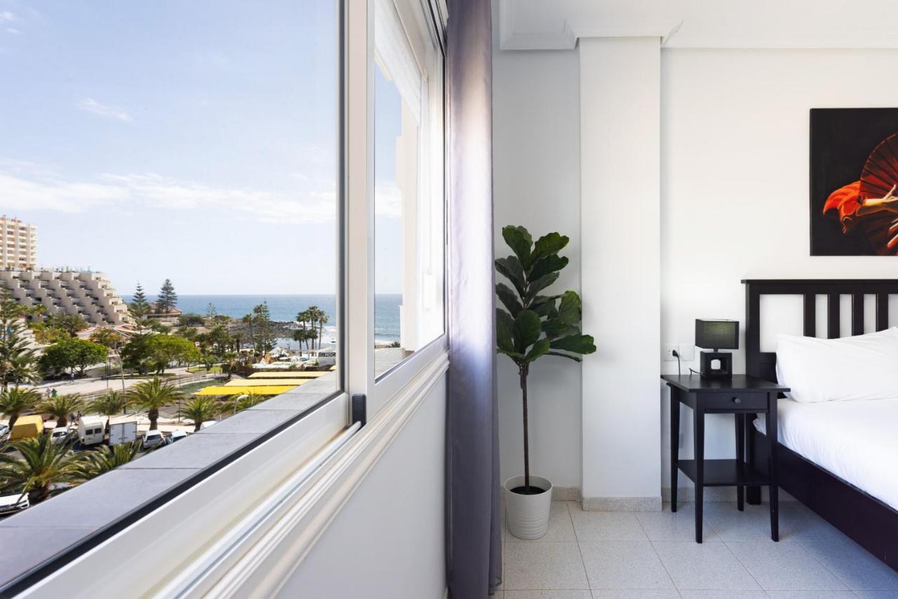 Black And White Apartment Free Wifi Los Cristianos  Ngoại thất bức ảnh